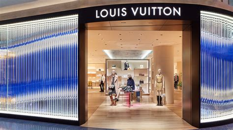 buying louis vuitton duty free|louis vuitton haneda airport.